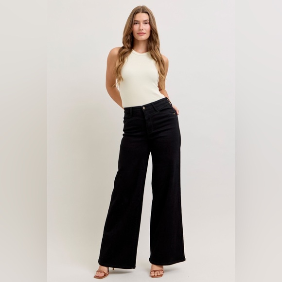Judy Blue Black High-Waisted Wide Leg Jeans - Picture 3 of 10